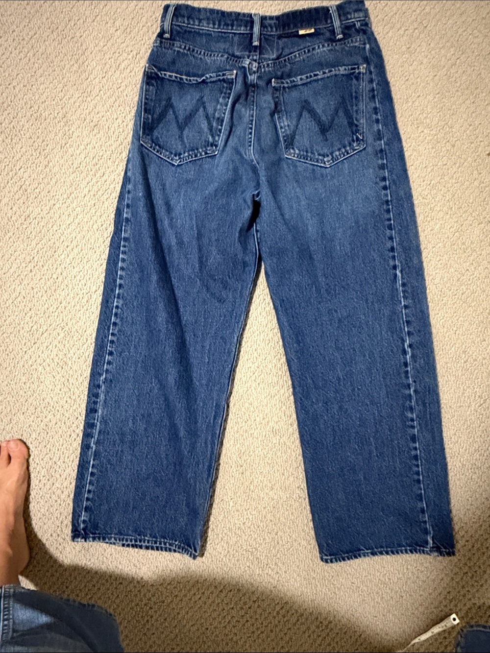MOTHER Barrel Jeans in Deep Blue Wash - Picture 5 of 10
